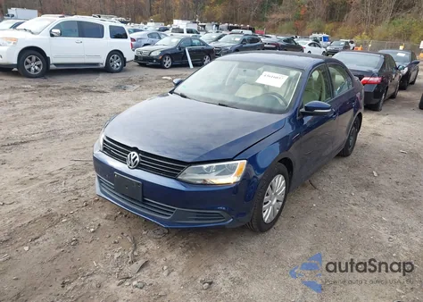 2014 Volkswagen Jetta 1.8T Se z USA, uszkodzony, nr VIN 3VWD17AJ5EM409322